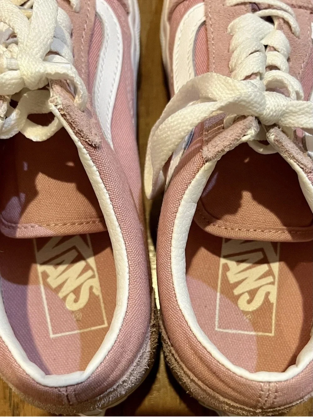 Vans Ward Old Skool Women's Sneakers Pink and White Canvas Skate Shoes Size 6